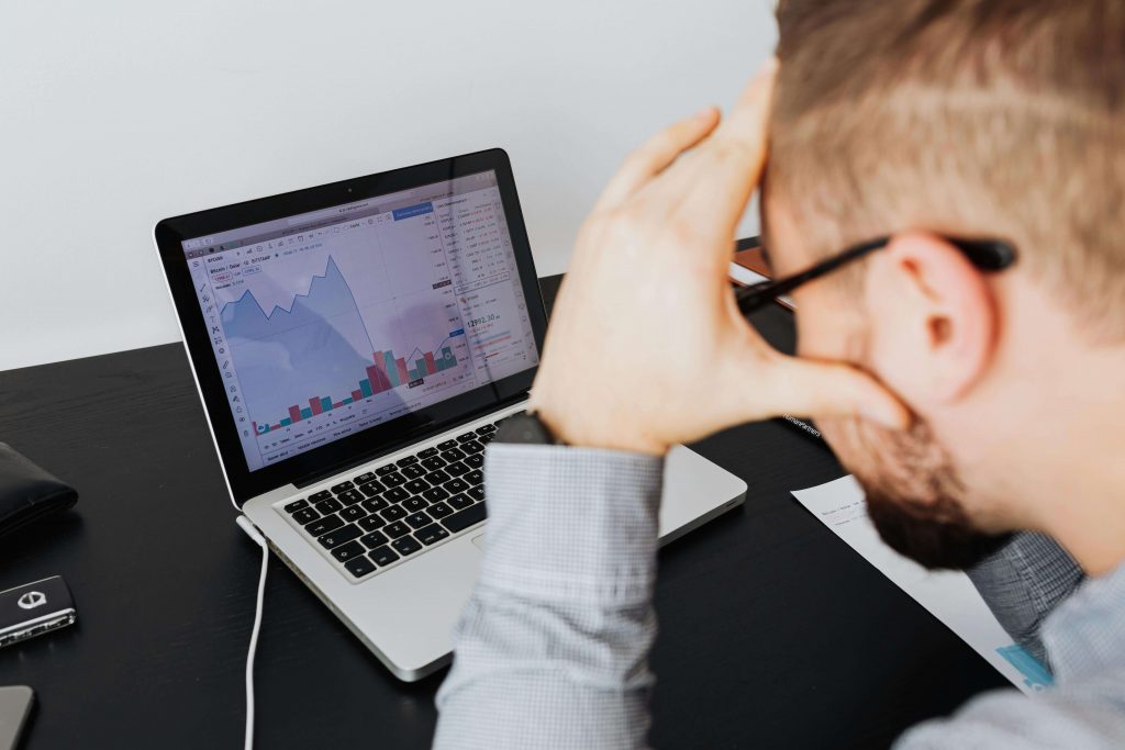 Dashboard data decision making. Learn how to align dashboard metrics and answer shared dashboard questions